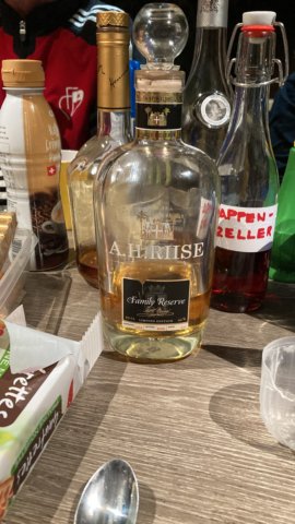 vqkd3872.jpg